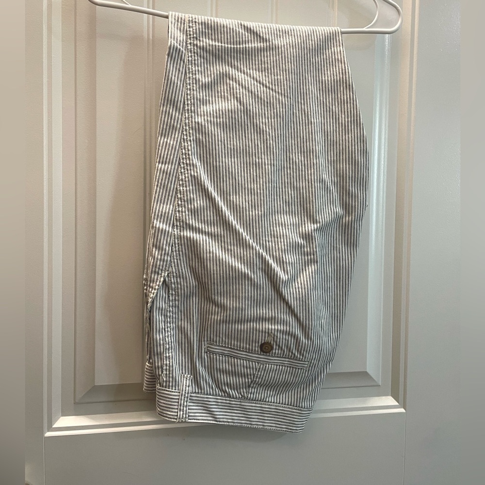 Gap girlfriend khaki
